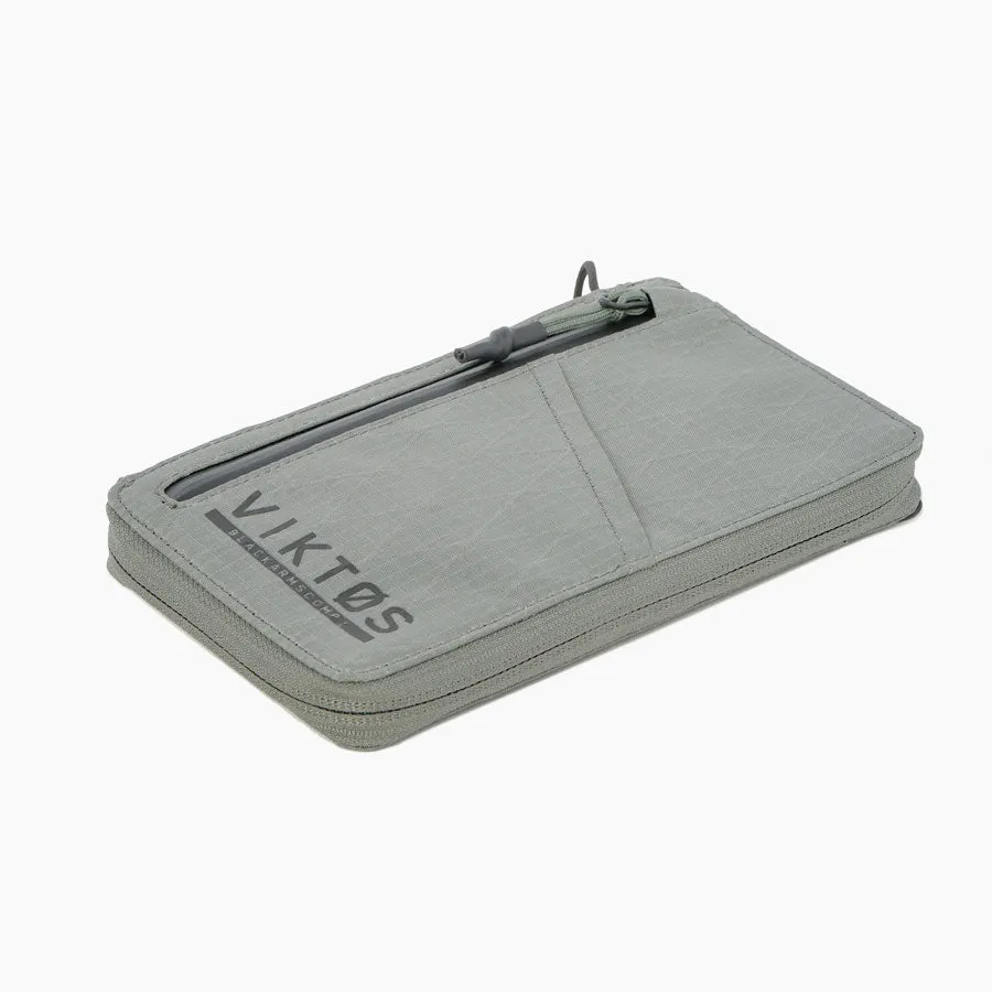 VIKTOS Upscale Travel Wallet